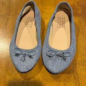 Simply Styled Girl’s Denim Blue Flats with Bow